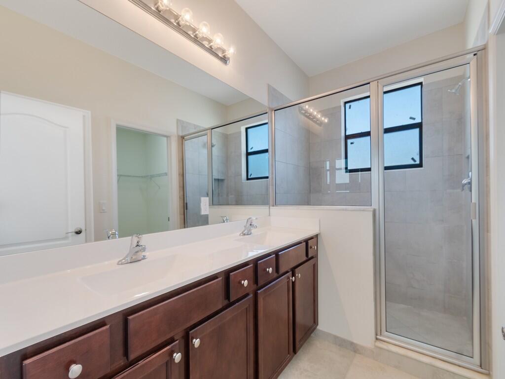 VERONA TRACE SUB & THE VILLAS AT VERONA TRACE - Residential