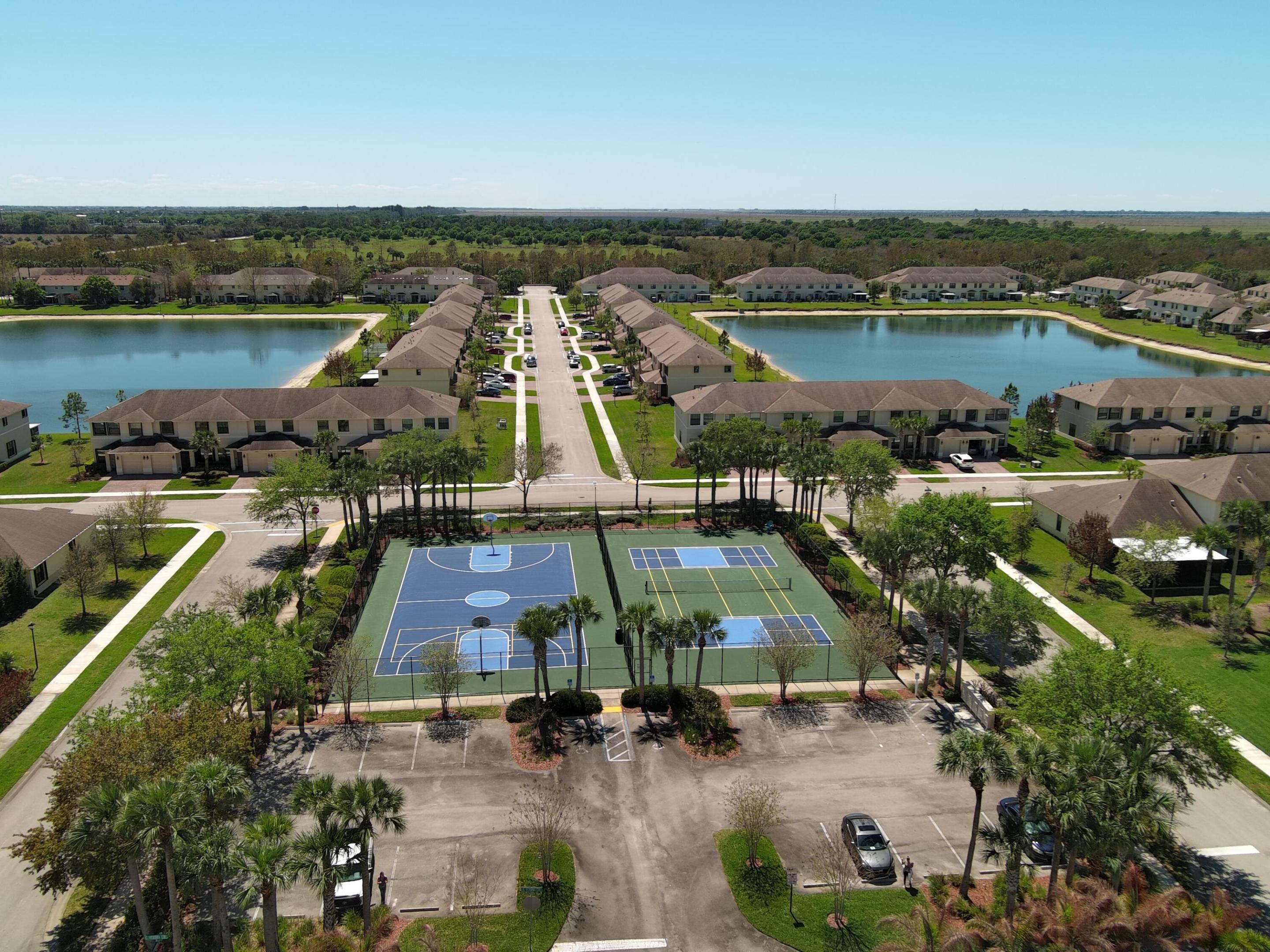 VERONA TRACE SUB & THE VILLAS AT VERONA TRACE - Residential