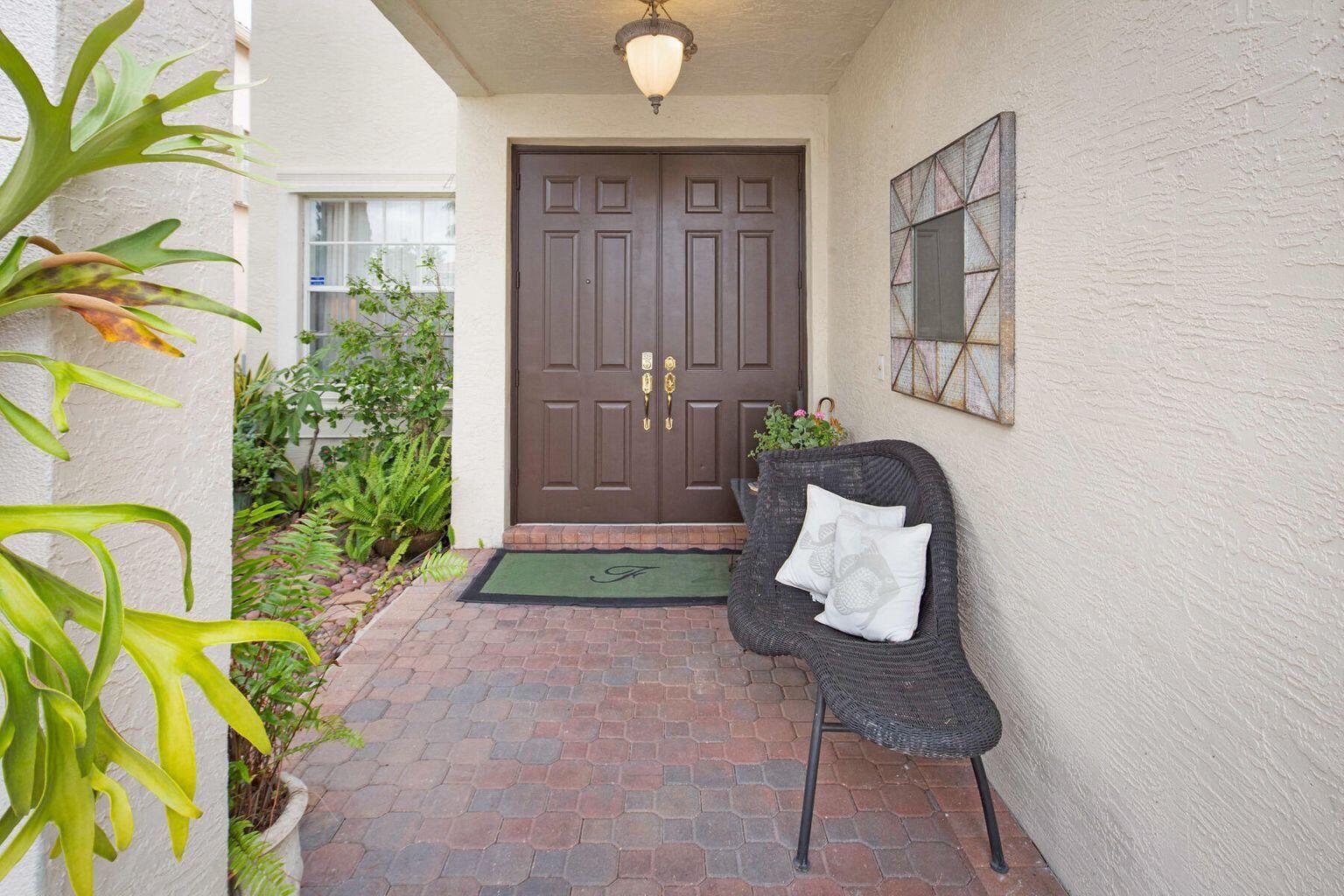 Properties 9061 DUPONT Place