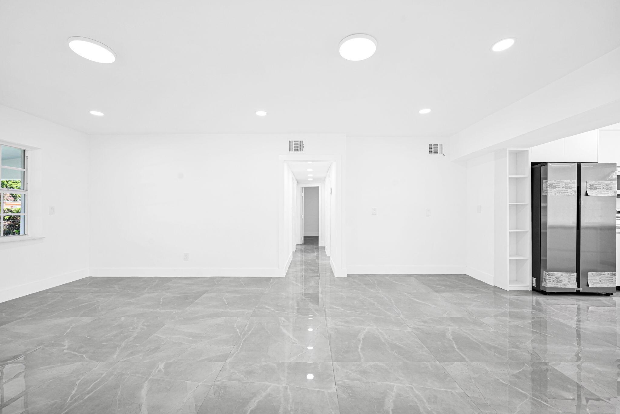 WESTWOOD LAKE 2ND ADDN - Residential Lease