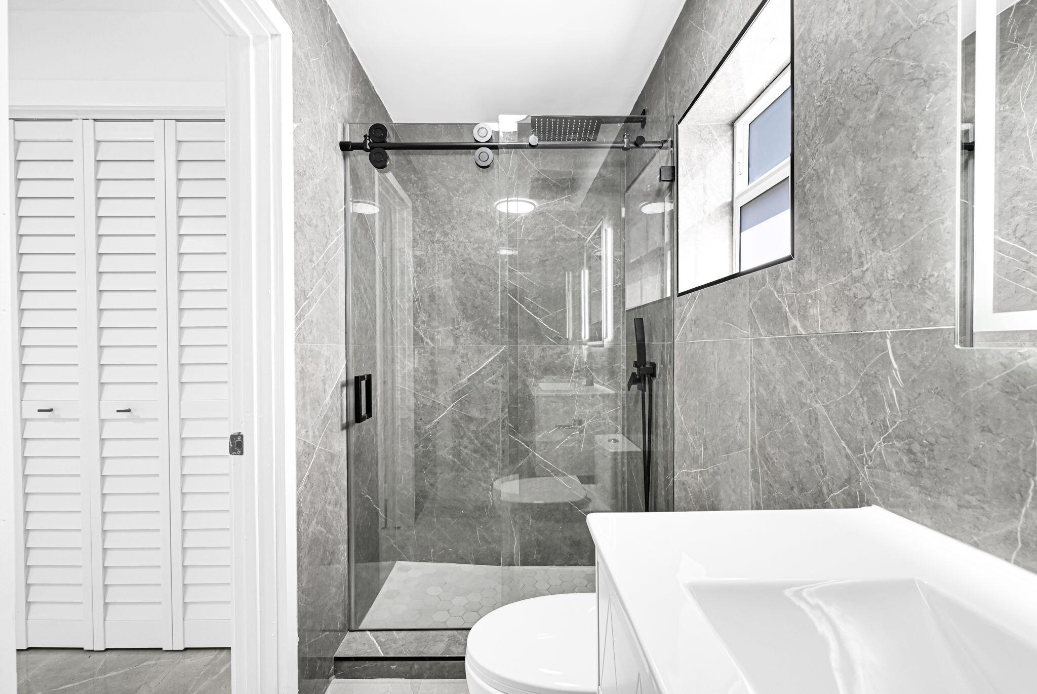 WESTWOOD LAKE 2ND ADDN - Residential Lease