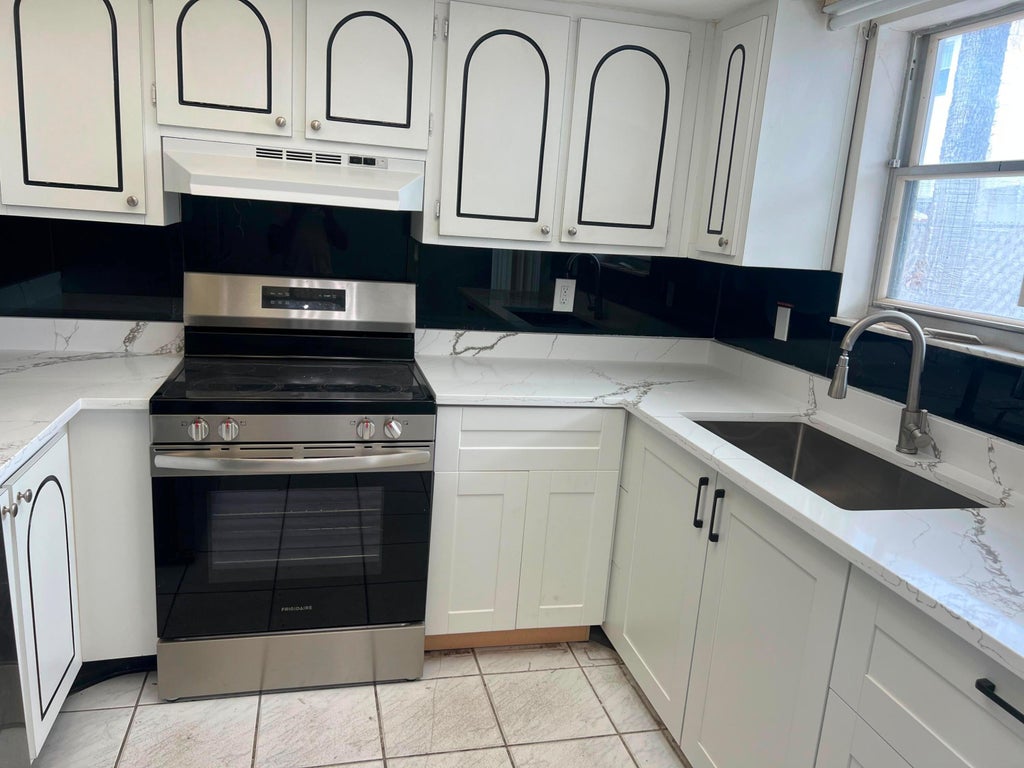 Photo of 320 SW 1ST Street #D-2, Pompano Beach, FL 33060 (MLS # B26080178)