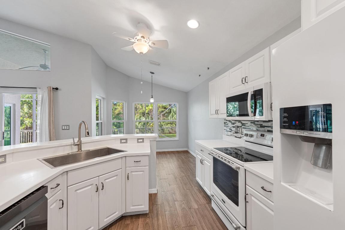 Cottages of Hobe Sound - Residential