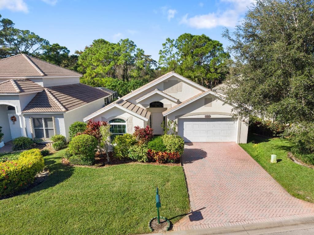 Photo of 8045 SE Morningwood Place, Hobe Sound, FL 33455 (MLS # R11078549)