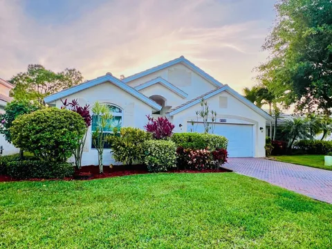 8045 SE Morningwood Place, Hobe Sound, FL MLS: R11078549