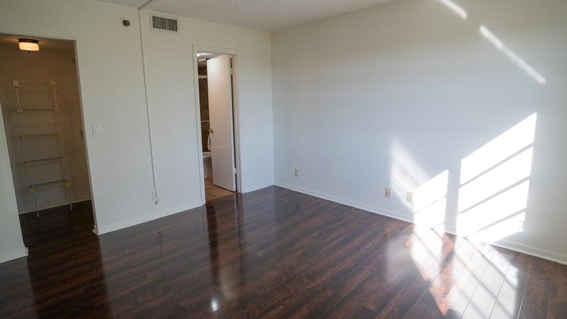 SUNRISE OF PALM BEACH CON - Residential Lease