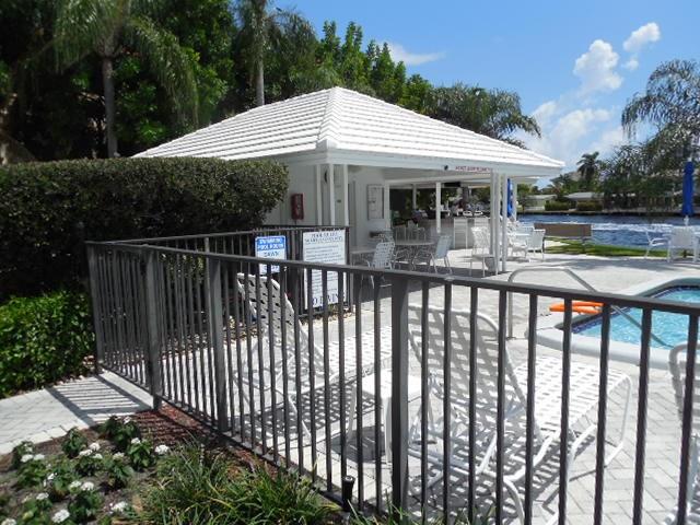 BAY COLONY CLUB - Residential