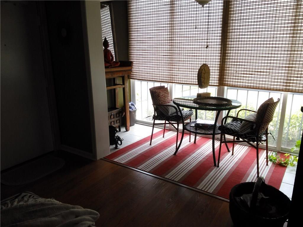 BAY COLONY CLUB - Residential