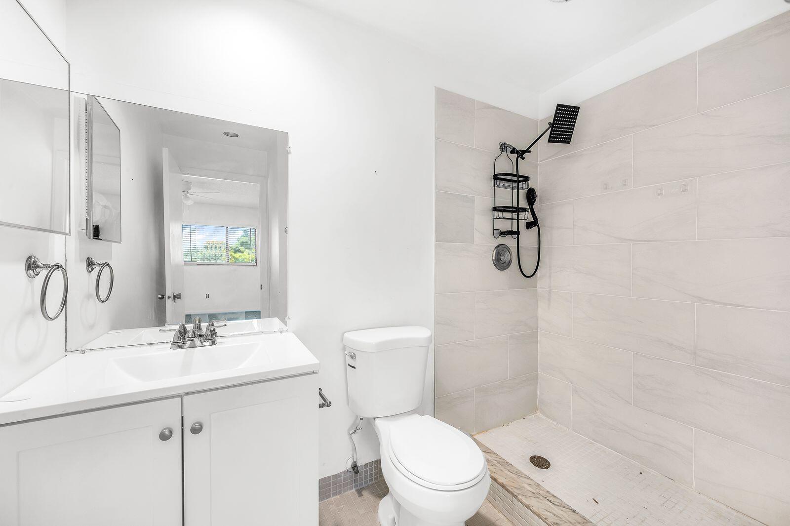 TAMARAC GARDENS CONDOMINI - Residential Lease
