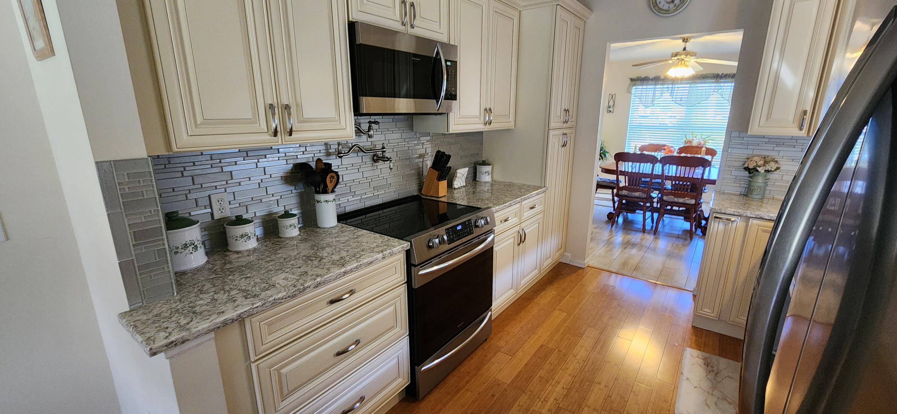 PALM GROVE SUBDIVISION - Residential