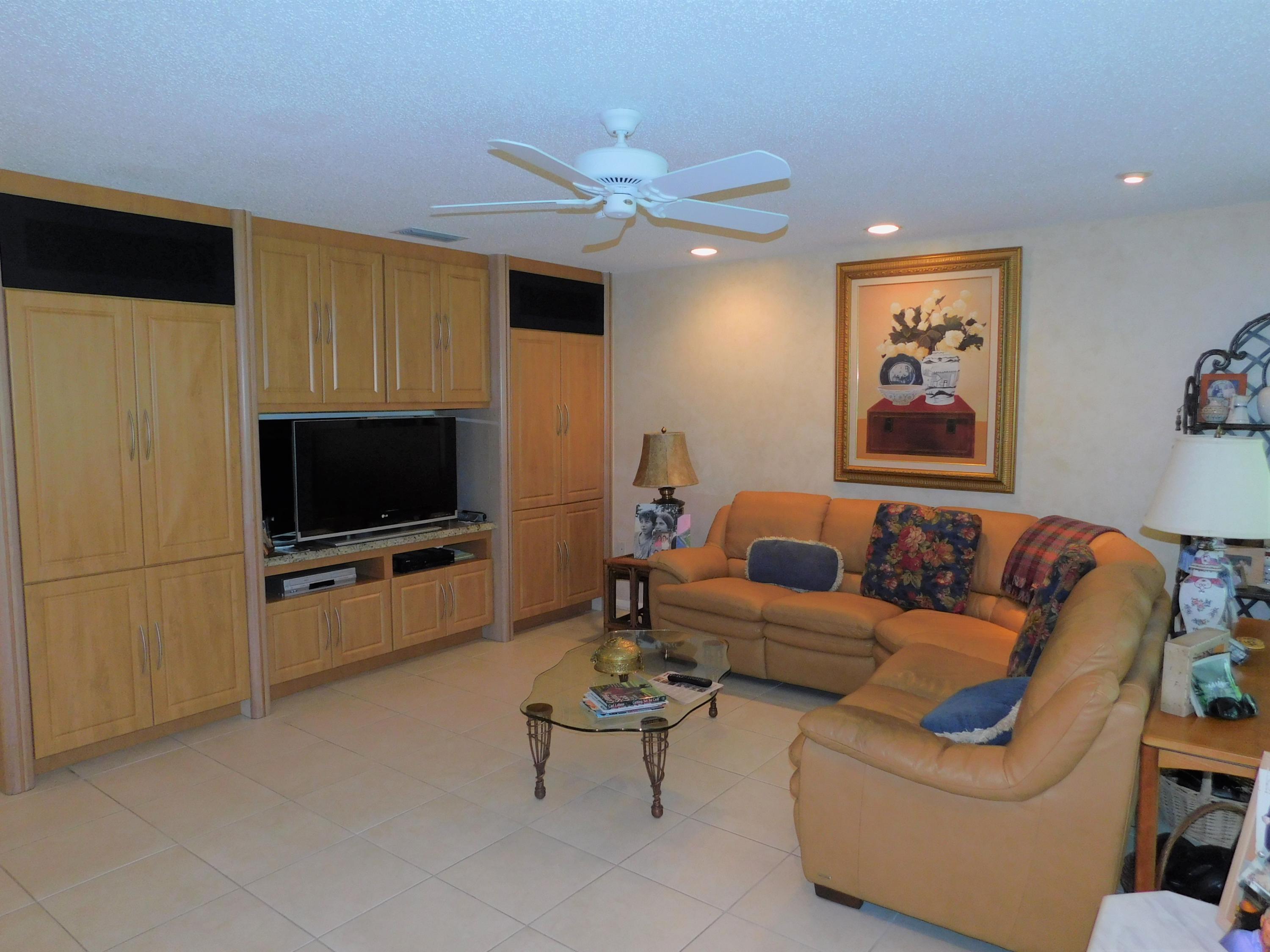 EASTGATE AT HUNTERS RUN CONDO - Residential