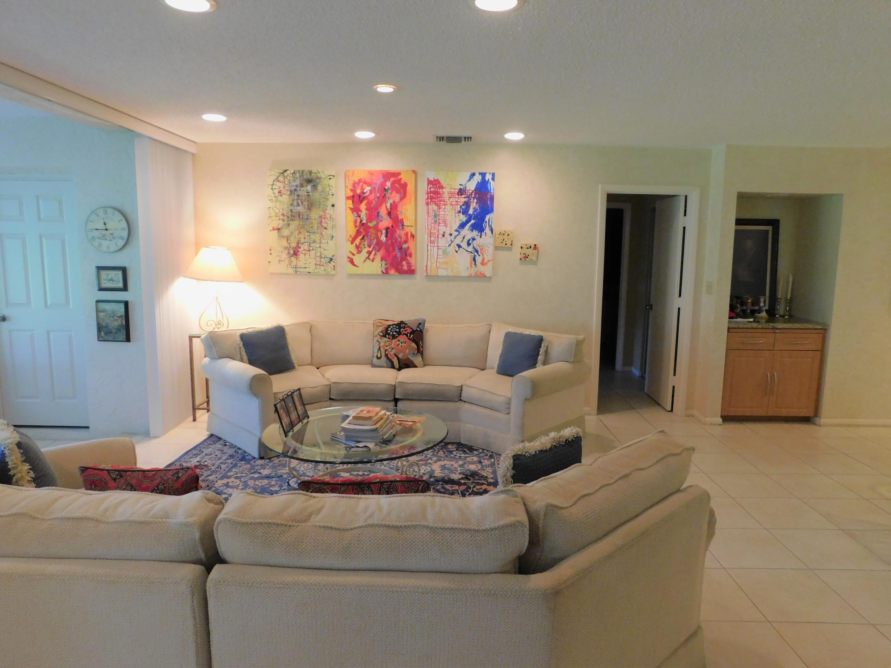 EASTGATE AT HUNTERS RUN CONDO - Residential