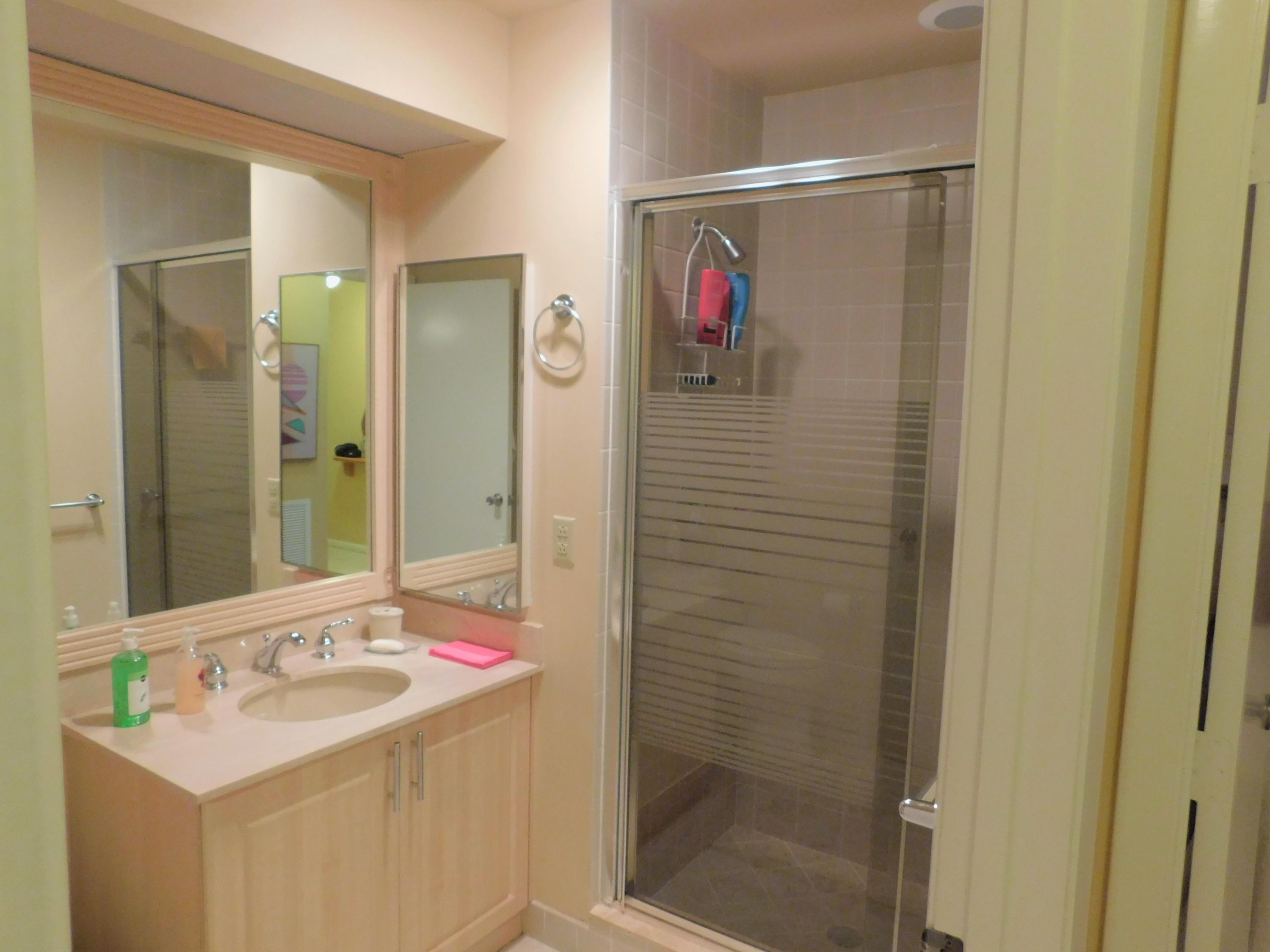 EASTGATE AT HUNTERS RUN CONDO - Residential