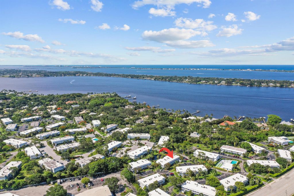 Photo of 2929 SE Ocean Boulevard #K-2, Stuart, FL 34996 (MLS # R10888380)