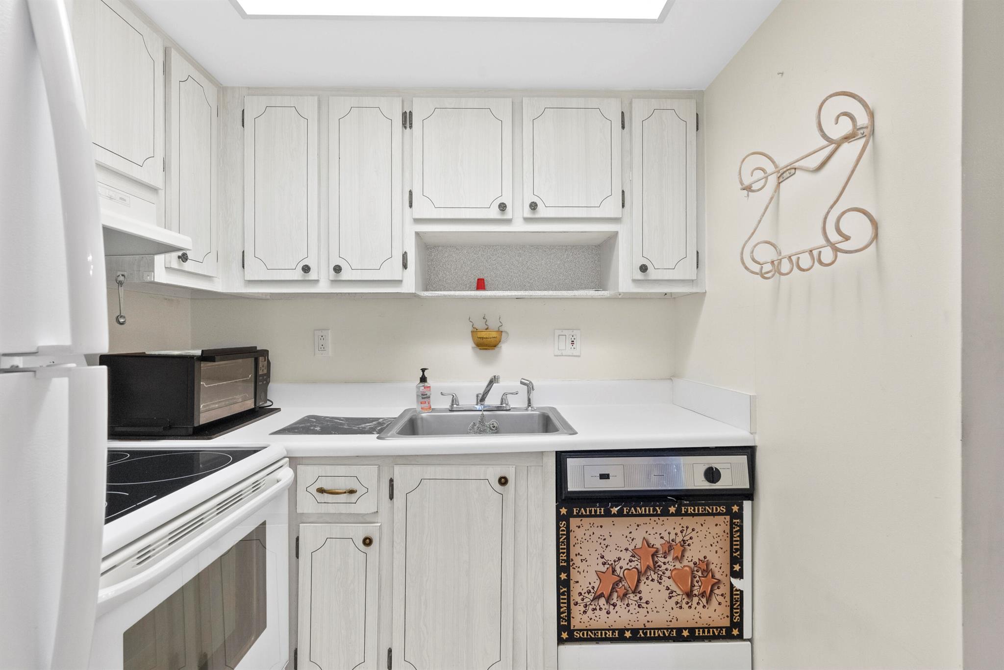 Cedar Pointe - Residential