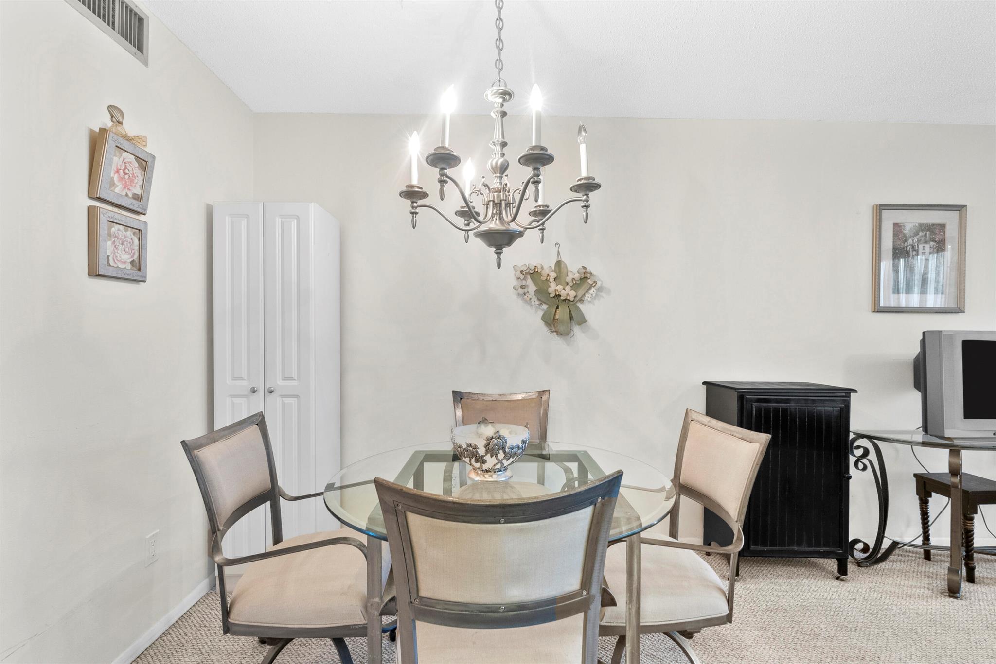 Cedar Pointe - Residential