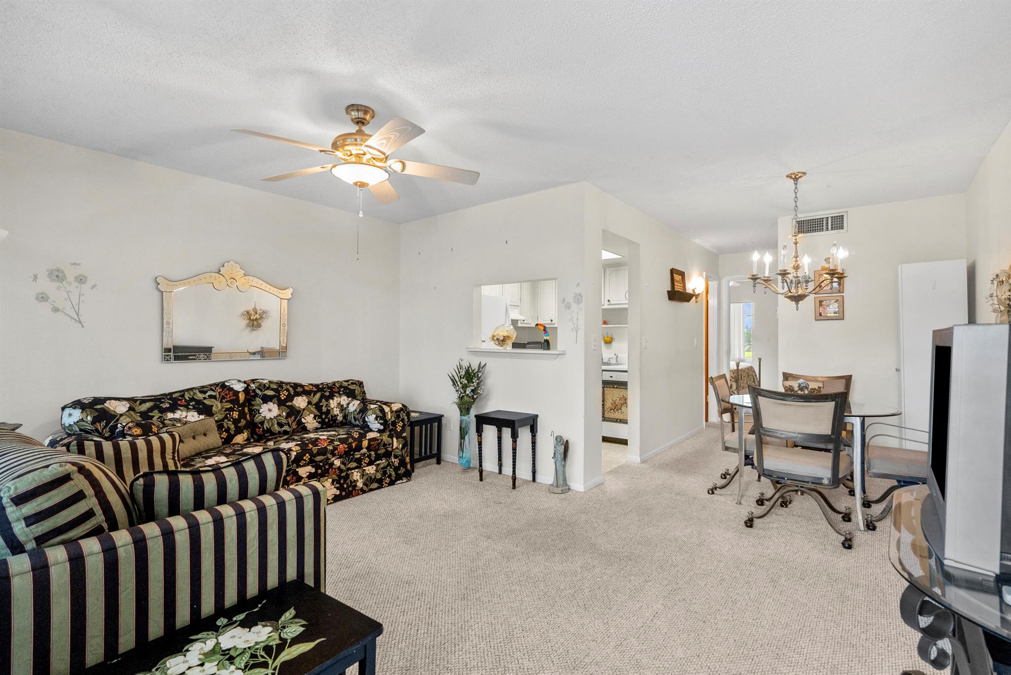 Cedar Pointe - Residential