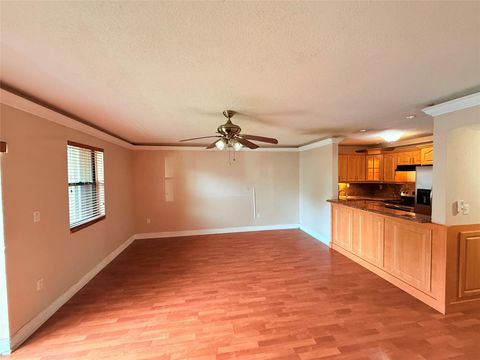 8401 NW 8th St 107 Miami FL 33126