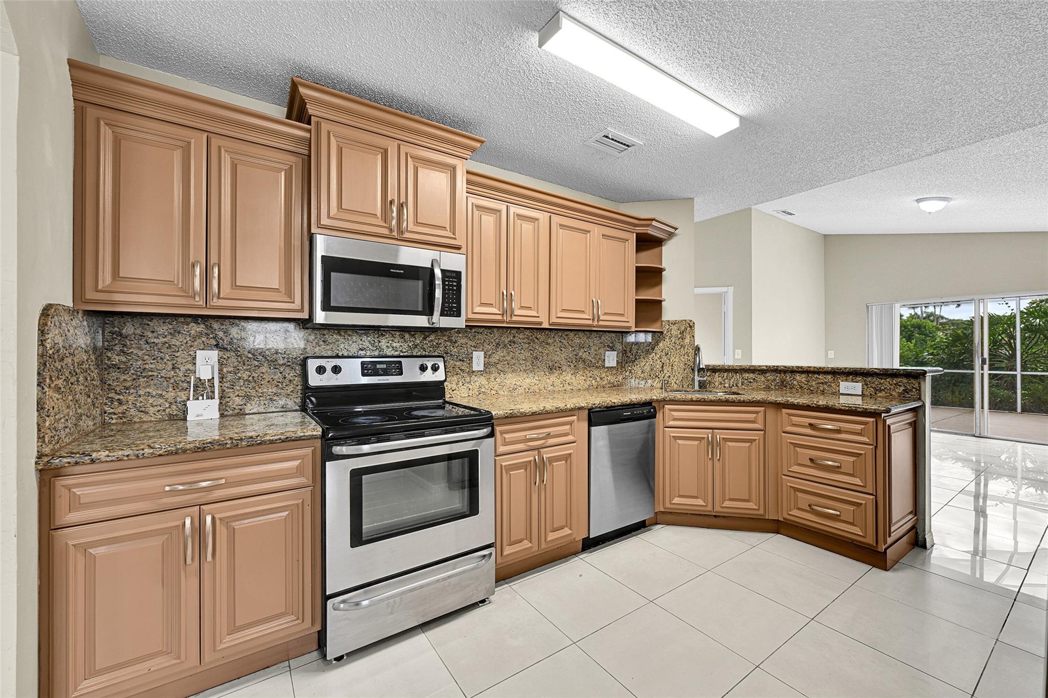 Grand Palms - Residential