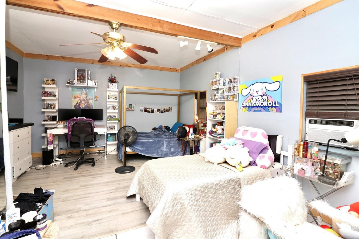 Acreage & Unrec - Residential