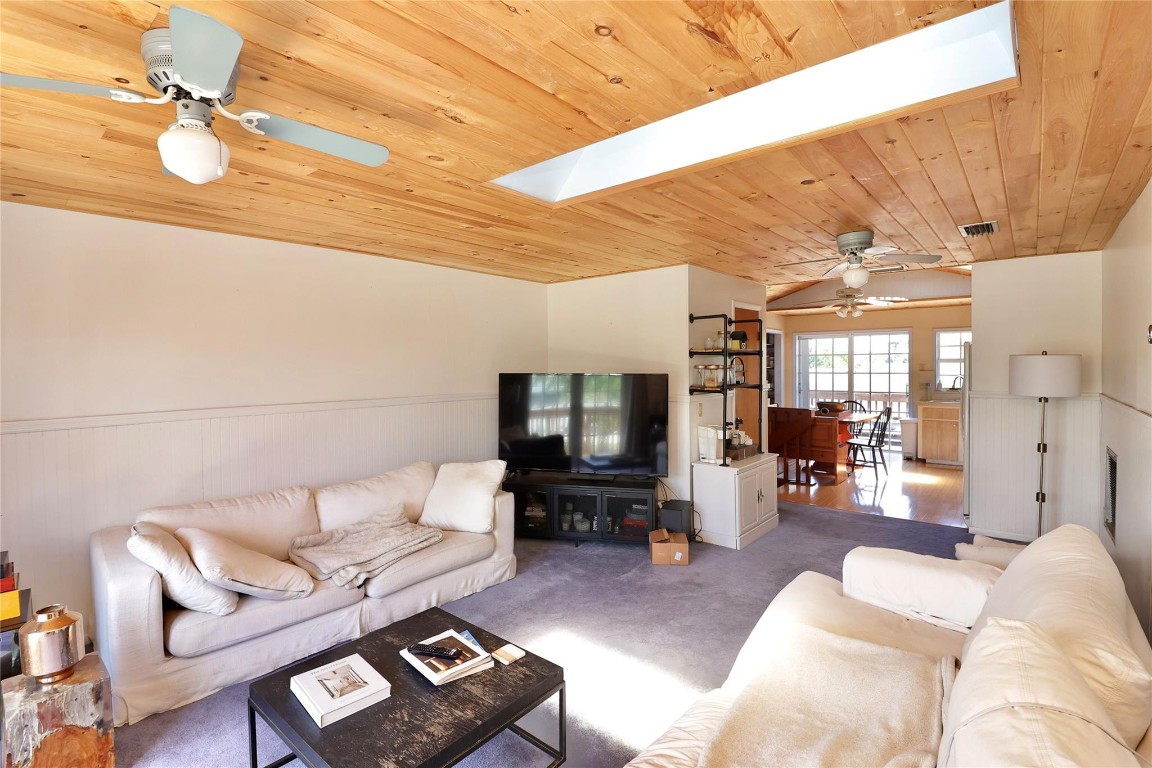 Acreage & Unrec - Residential