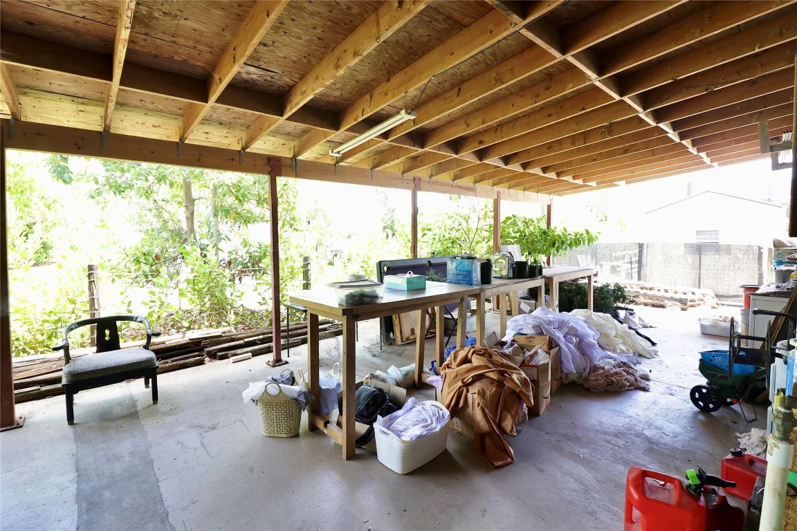 Acreage & Unrec - Residential