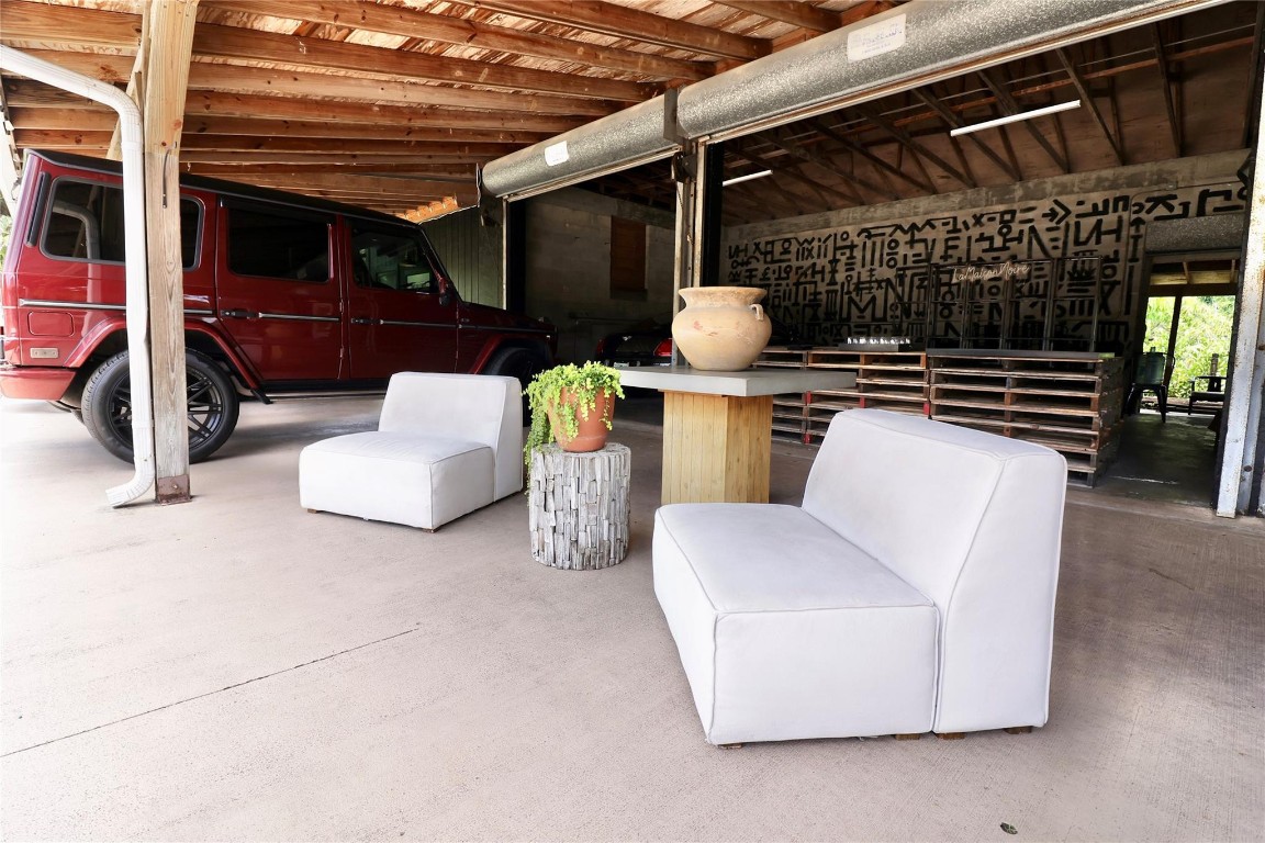 Acreage & Unrec - Residential