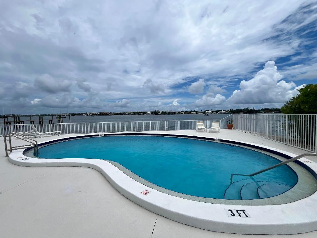 CROTON HARBOR CONDO - Residential