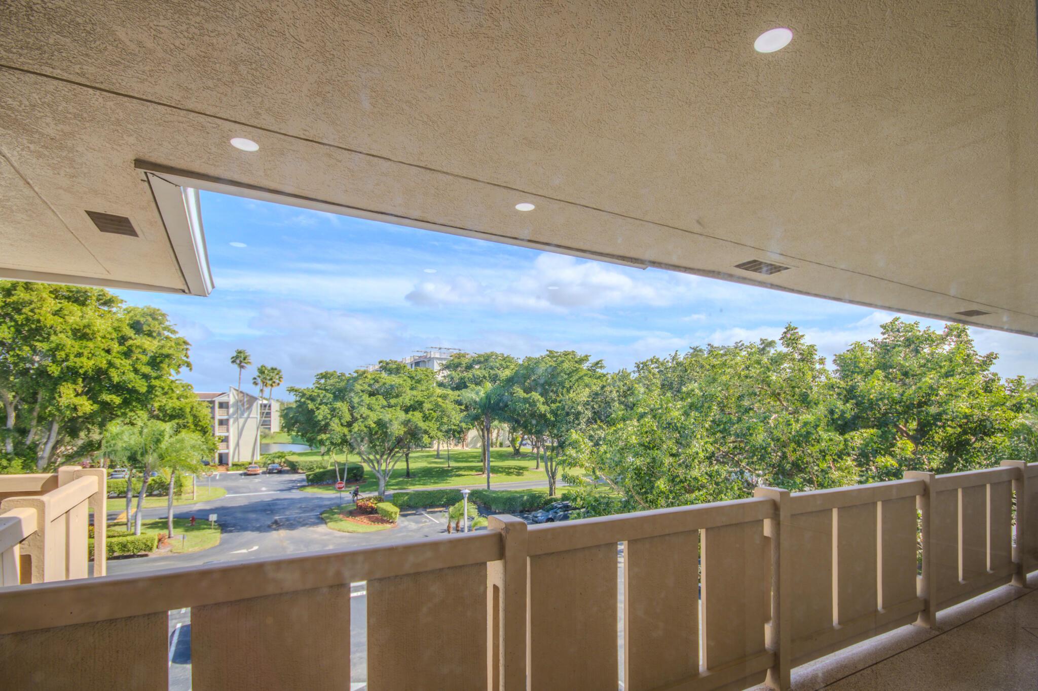 HUNTINGTON LAKES SEC ONE - Residential