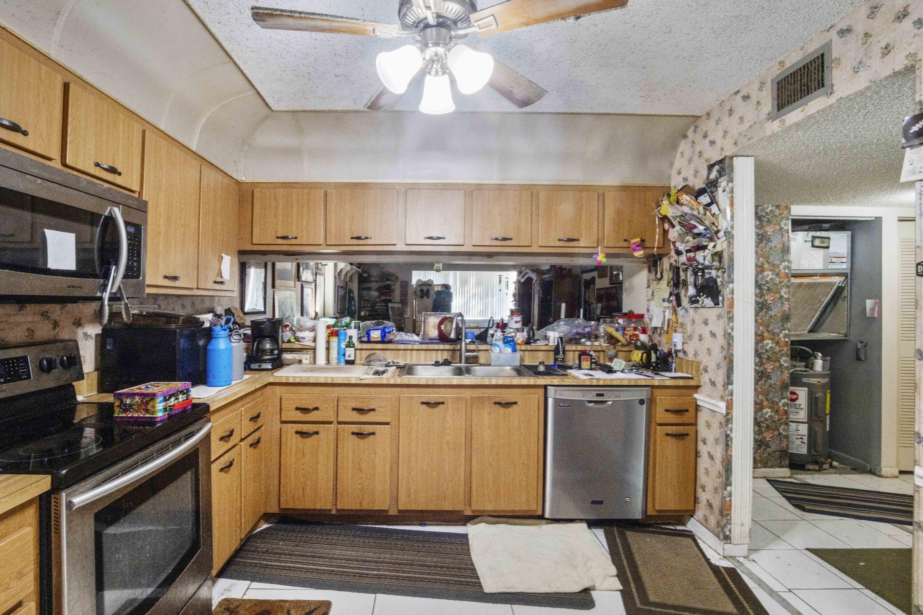 EATON AT HAMPTONS WEST CONDO - Residential