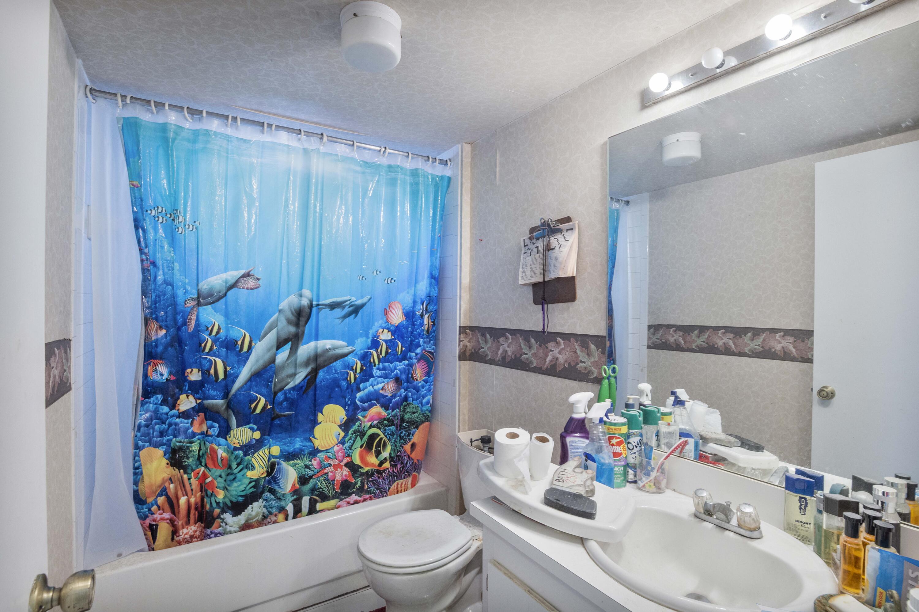 EATON AT HAMPTONS WEST CONDO - Residential