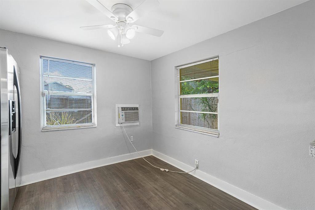 CROISSANT PARK - Residential