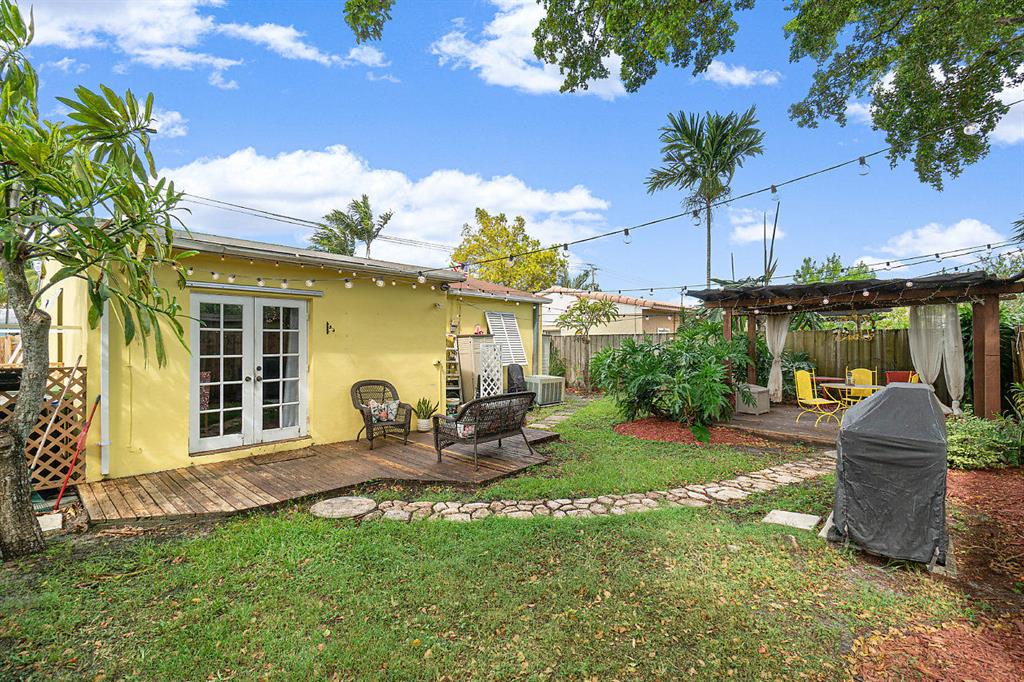 CROISSANT PARK - Residential