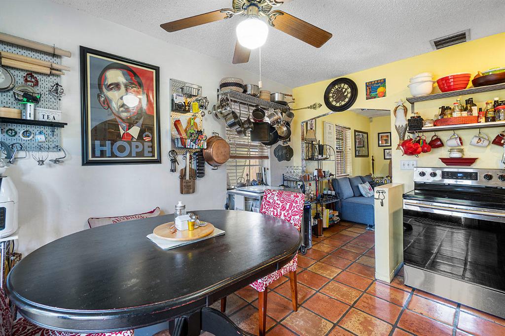 CROISSANT PARK - Residential