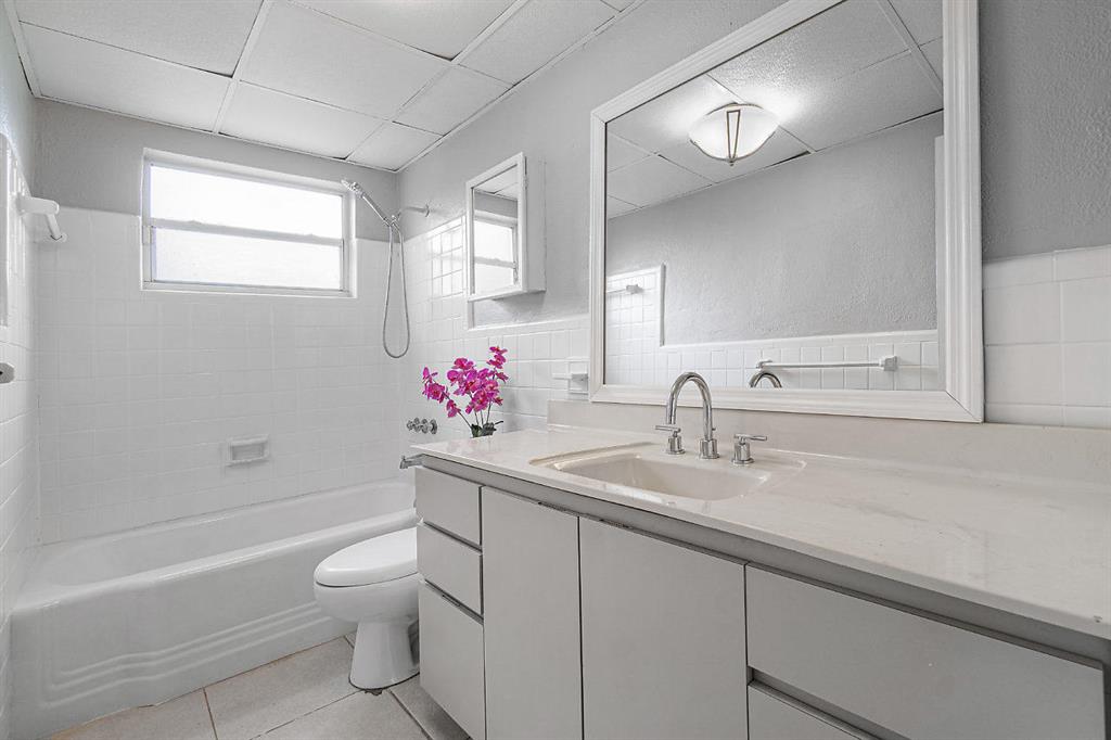 CROISSANT PARK - Residential