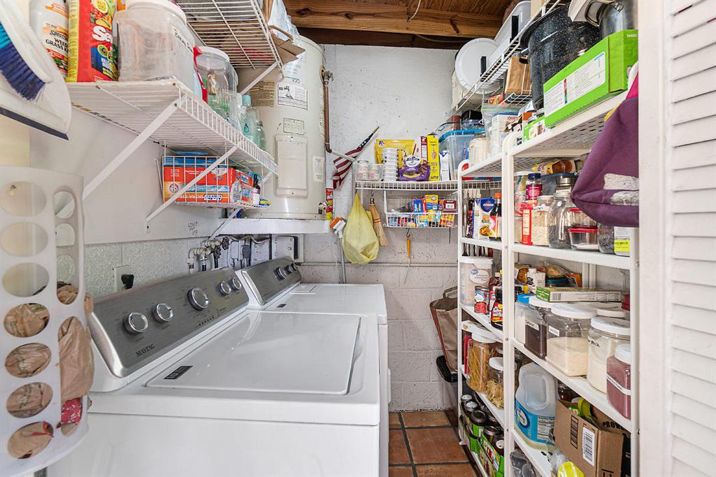 CROISSANT PARK - Residential