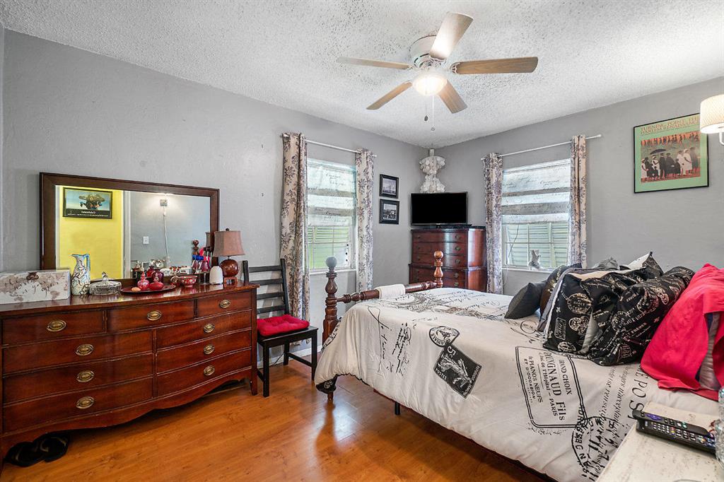 CROISSANT PARK - Residential