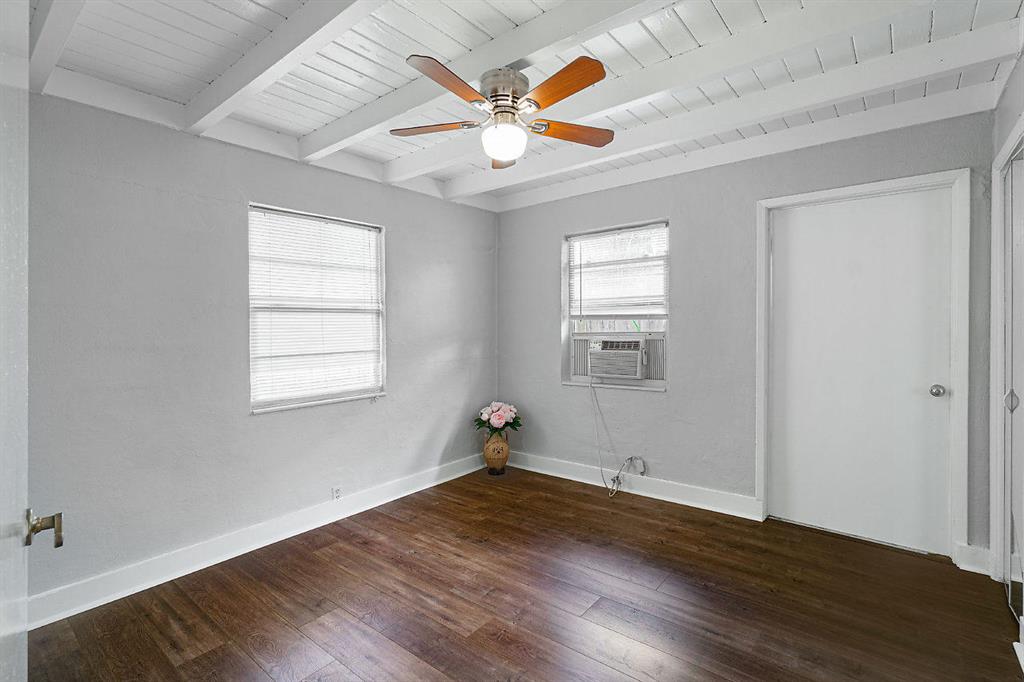 CROISSANT PARK - Residential