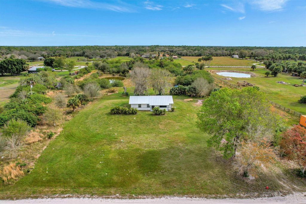 Photo of 8750 SW Springhaven Avenue, Indiantown, FL 34956 (MLS # R10947085)