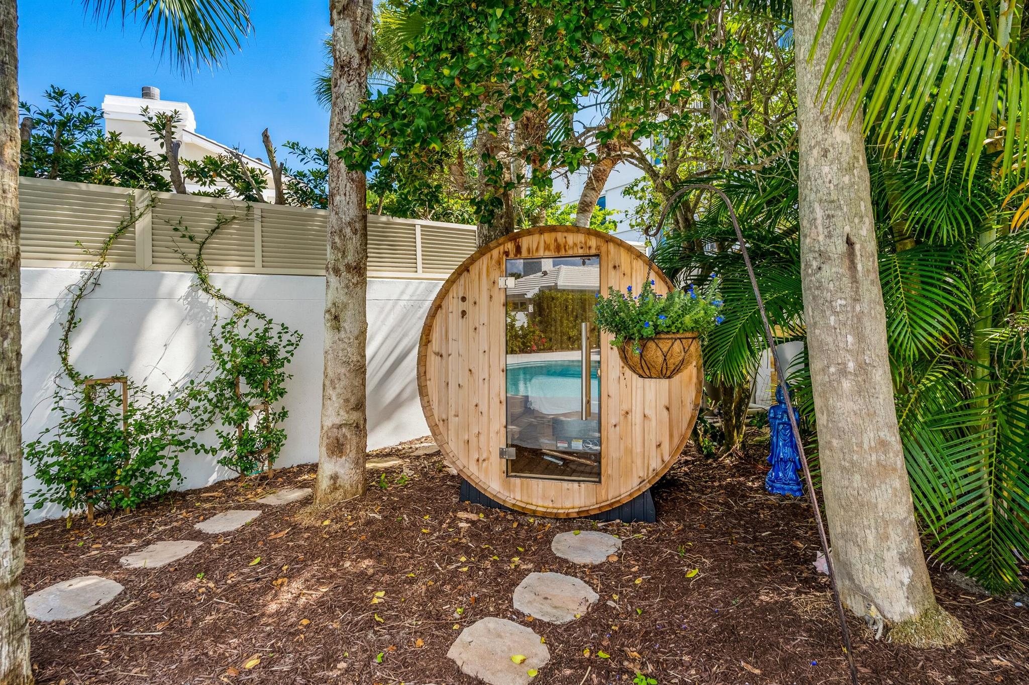 SEA FOREST COURT SUBDIVIS - Residential