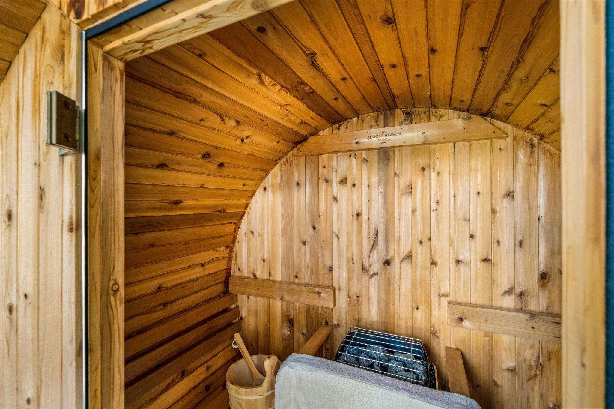 SEA FOREST COURT SUBDIVIS - Residential