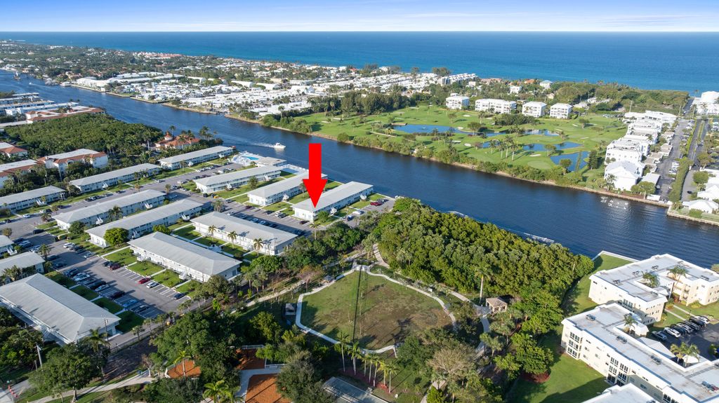 Photo of 2570 S Federal Highway #1, Boynton Beach, FL 33435 (MLS # R11082841)