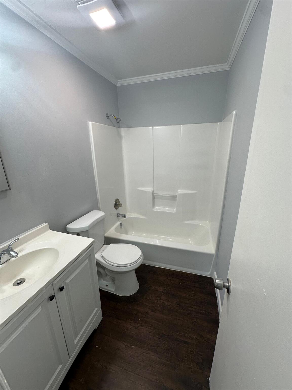 CHERRY HILLS - Residential Lease