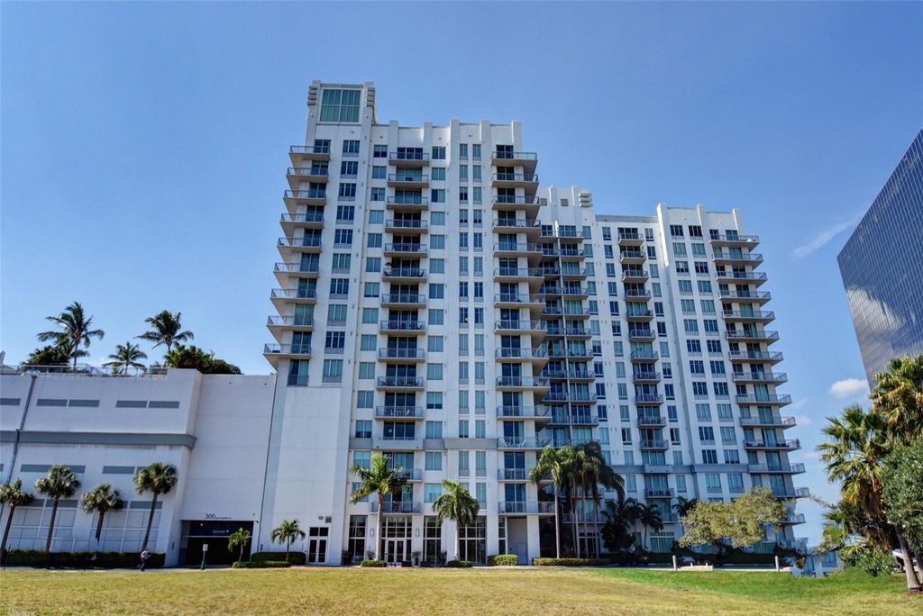 Photo of 300 S Australian Ave #906, West Palm Beach, FL 33401 (MLS # F10533809)