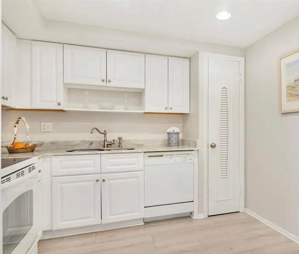 Photo of 3800 Washington Road #310, West Palm Beach, FL 33405 (MLS # B26014752)
