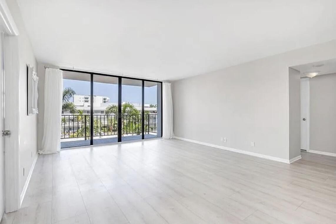 PORTOFINO SOUTH CONDO ESTATES OF SOUTH PALM BEA - Residential Lease