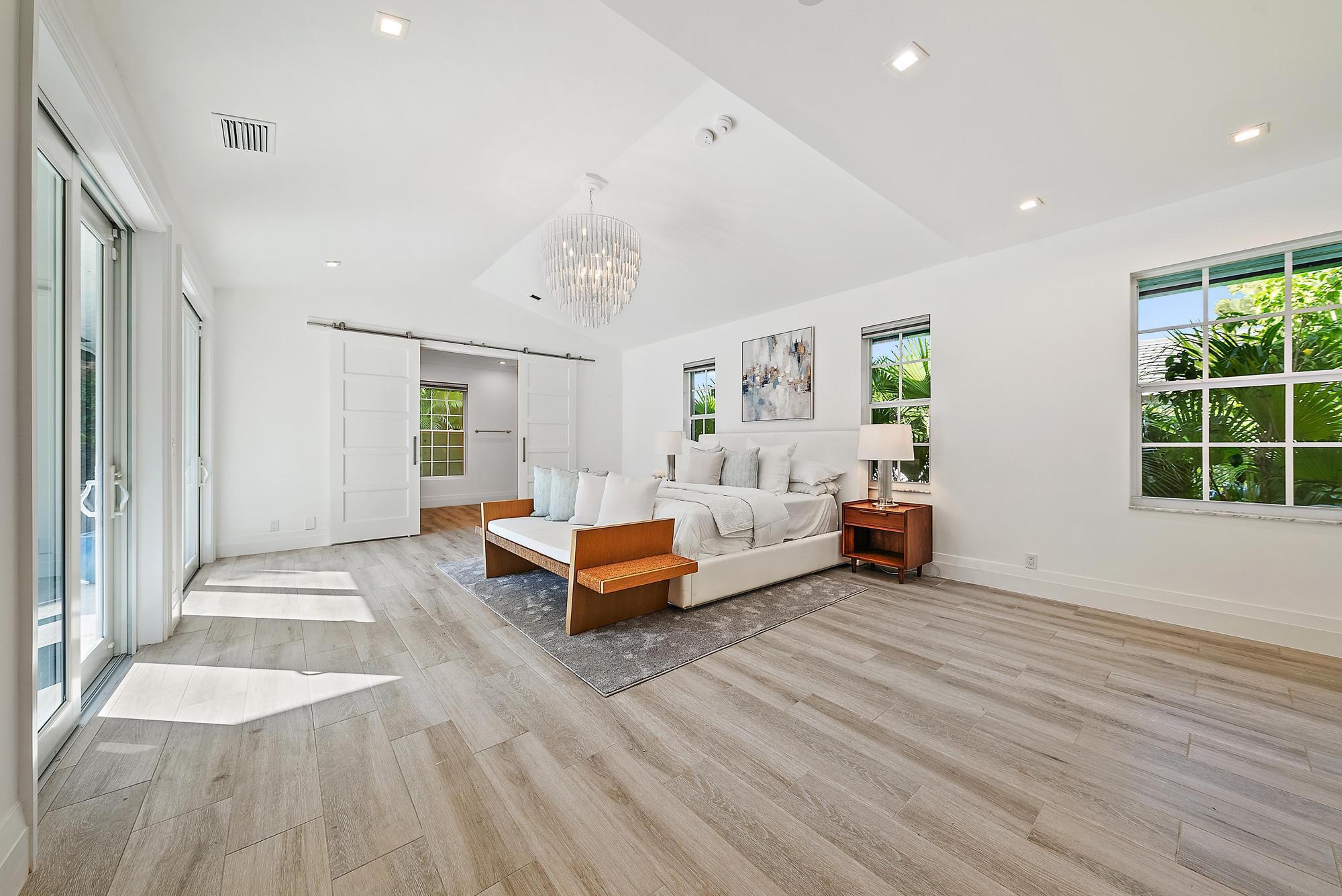 JUPITER INLET BEACH COLON - Residential