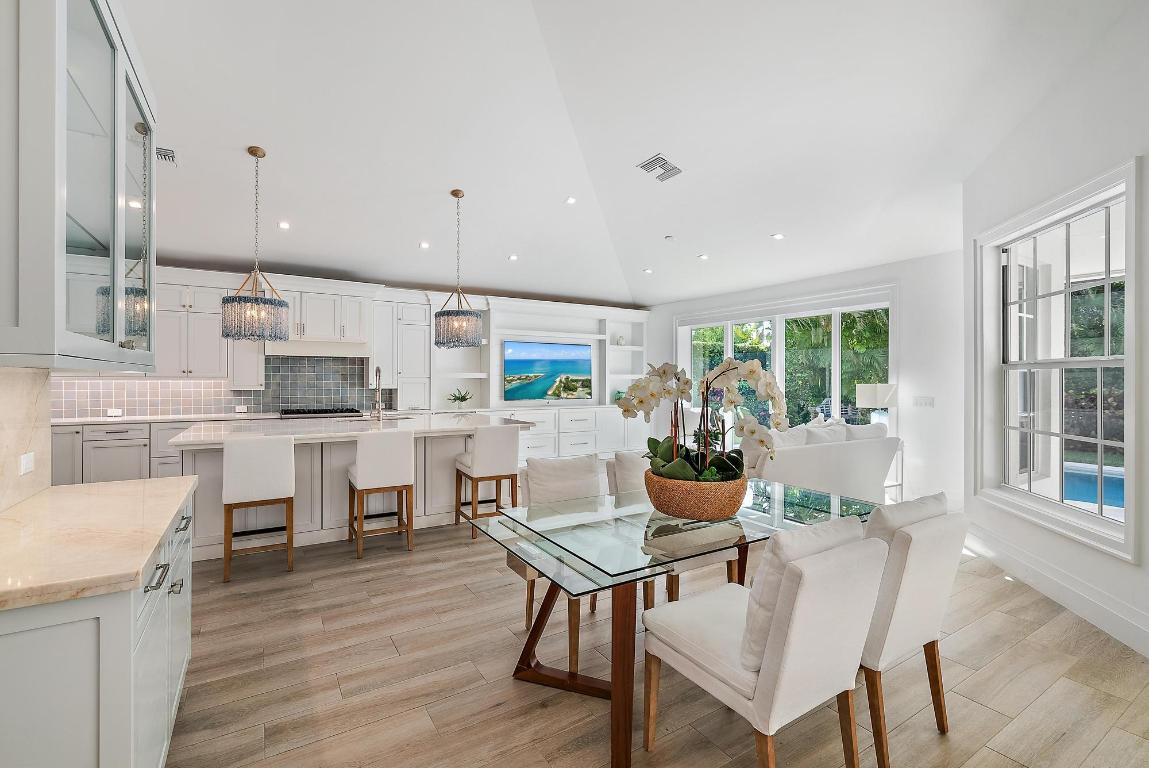 JUPITER INLET BEACH COLONY - Residential