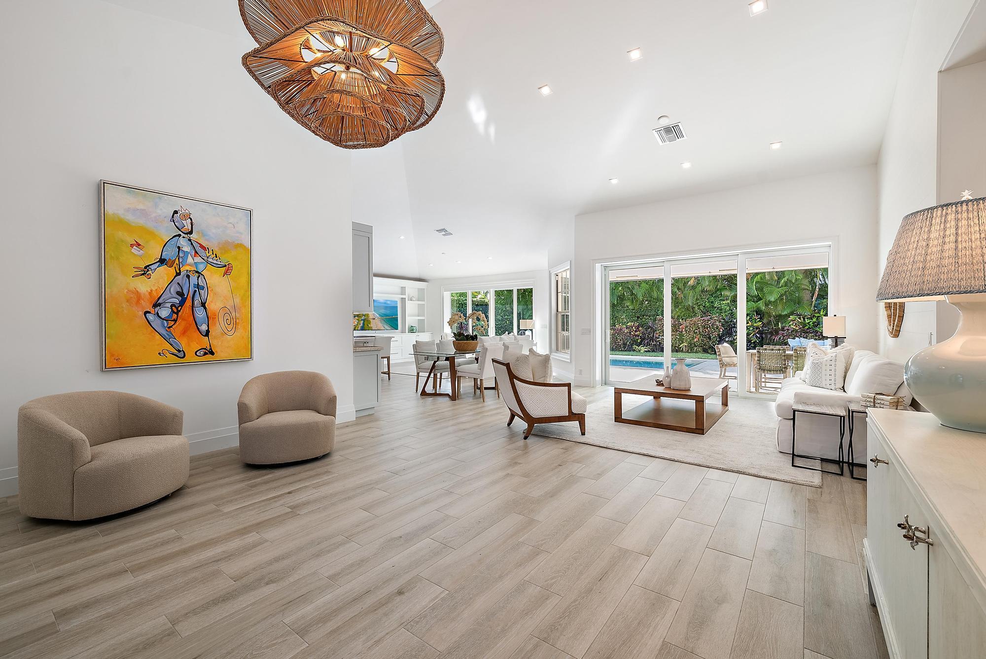 JUPITER INLET BEACH COLON - Residential