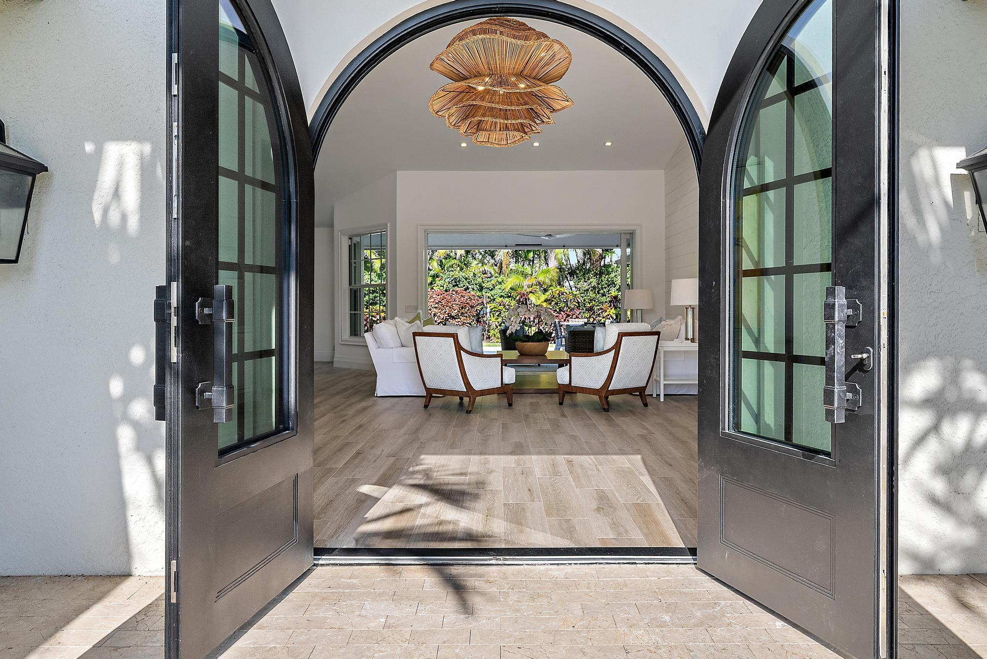 JUPITER INLET BEACH COLON - Residential